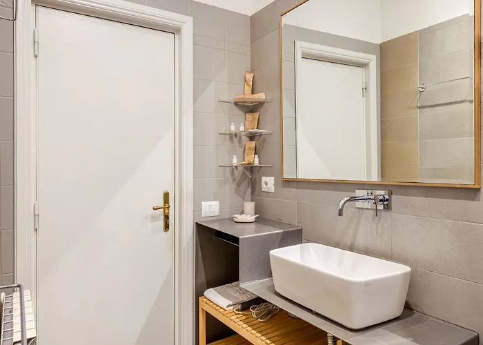 Giulia Apartment Rome